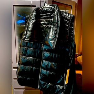 Calvin Klein Performance Puffer Vest
